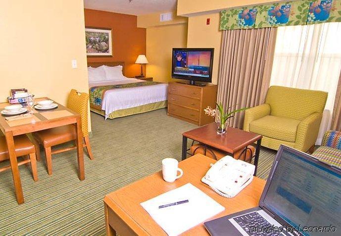 By Marriott 3* Monroe